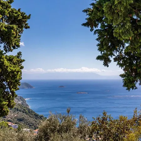 Pasifika * Loutraki (Skopelos)