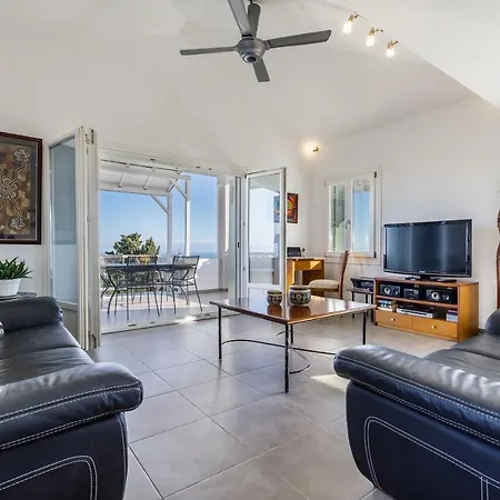 Pasifika Loutraki (Skopelos)